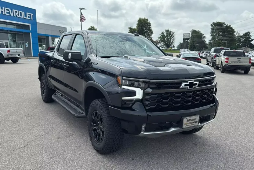 2024 Chevrolet Silverado 1500 ZR2 photo 1