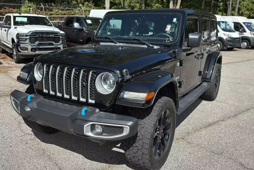 2023 Jeep Wrangler 4xe Sahara photo 1