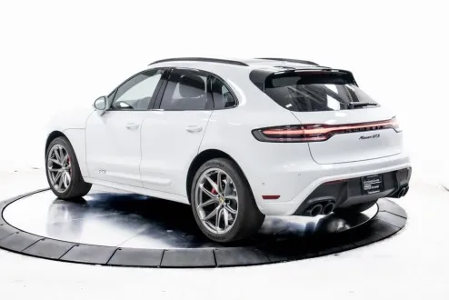2024 Porsche Macan GTS photo 3