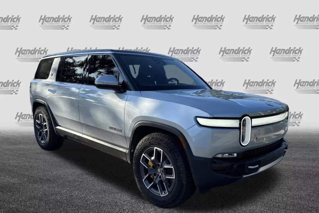 2023 Rivian R1S Adventure photo 1