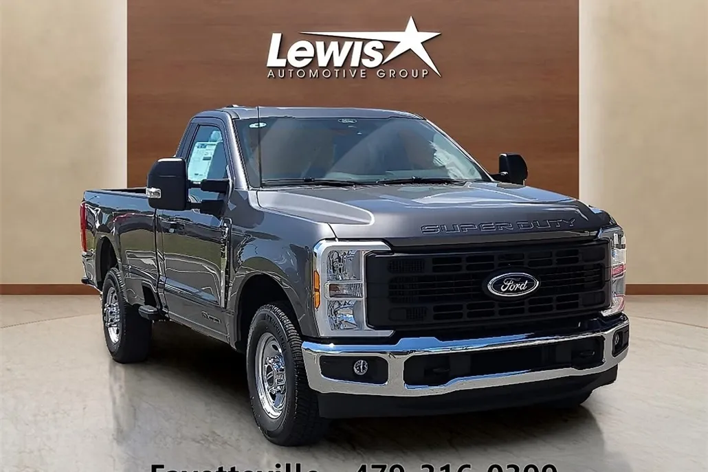 2025 Ford F-350 XL photo 1