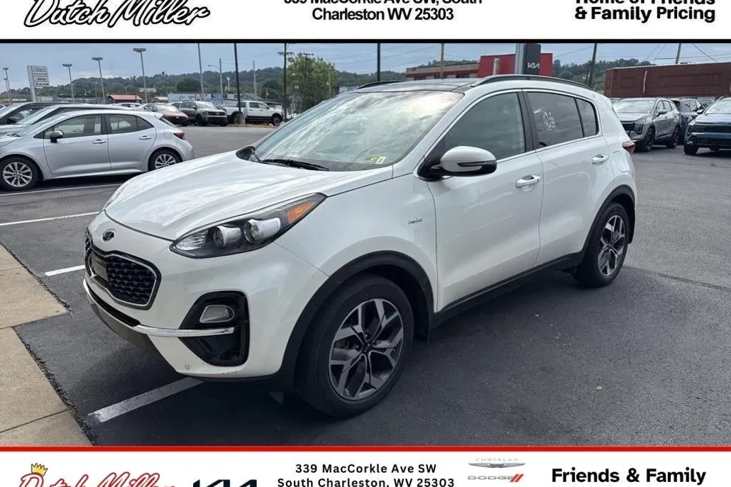 2021 Kia Sportage EX photo 1