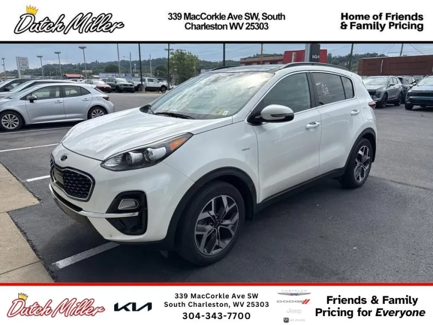 2021 Kia Sportage EX photo 1