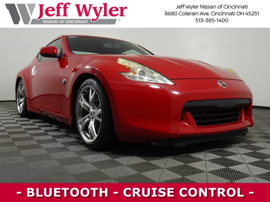 2009 Nissan 370Z Touring photo 1