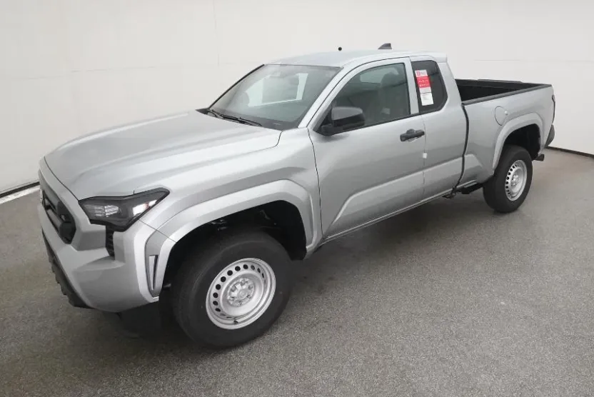 2025 Toyota Tacoma SR XtraCab photo 1
