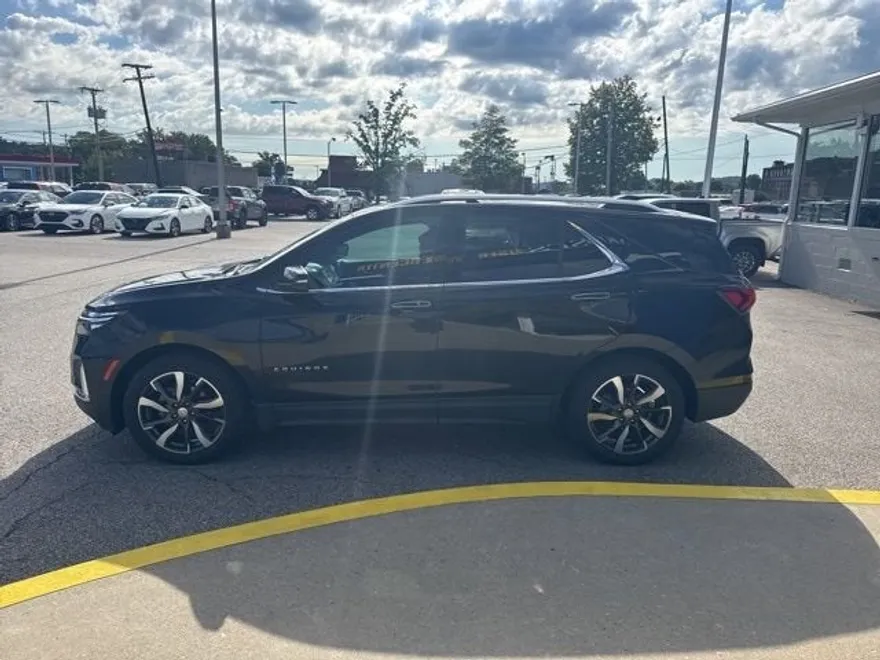 2024 Chevrolet Equinox Premier photo 1