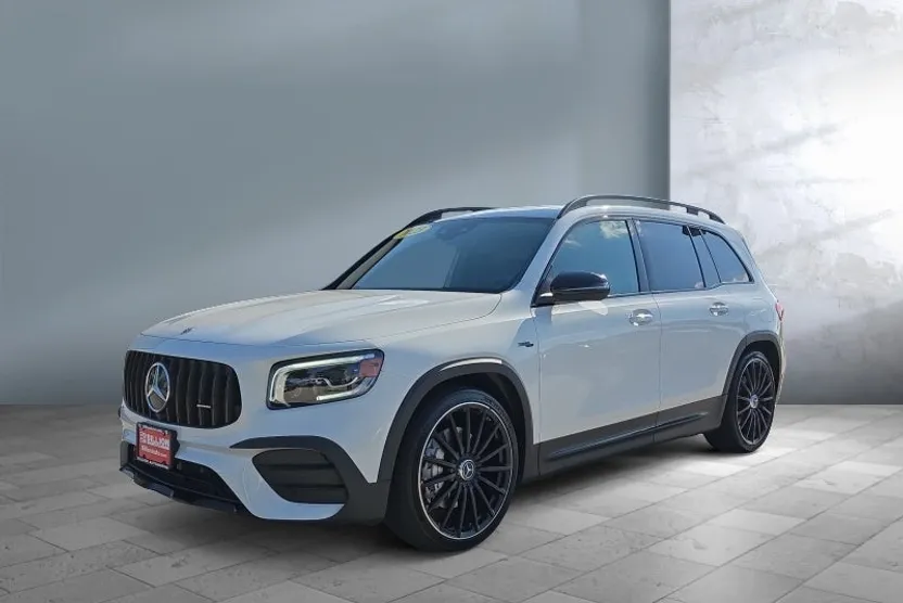 2023 Mercedes Benz GLB AMG 35 photo 1