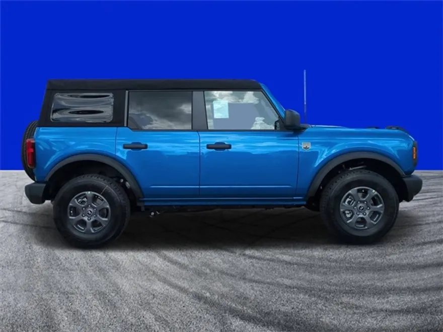 2025 Ford Bronco Big Bend photo 1