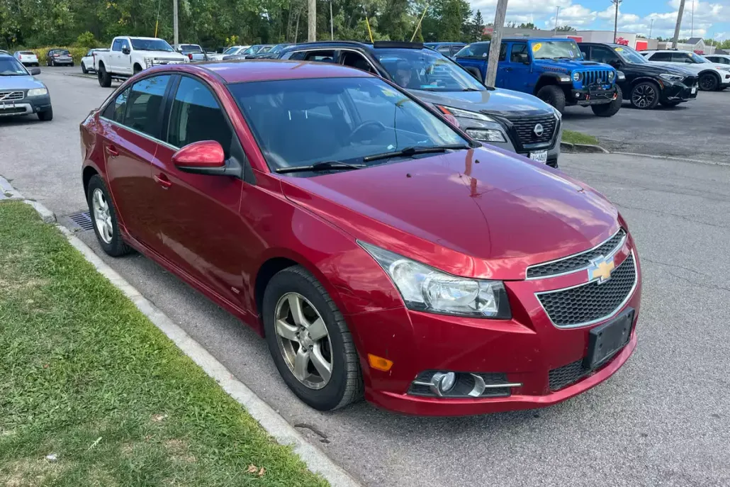 2012 Chevrolet Cruze photo 1