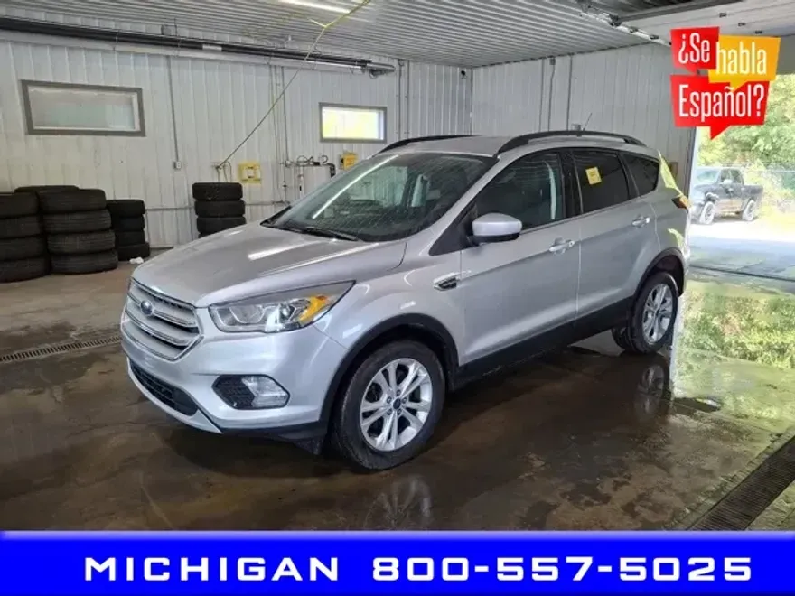 2019 Ford Escape SEL photo 1