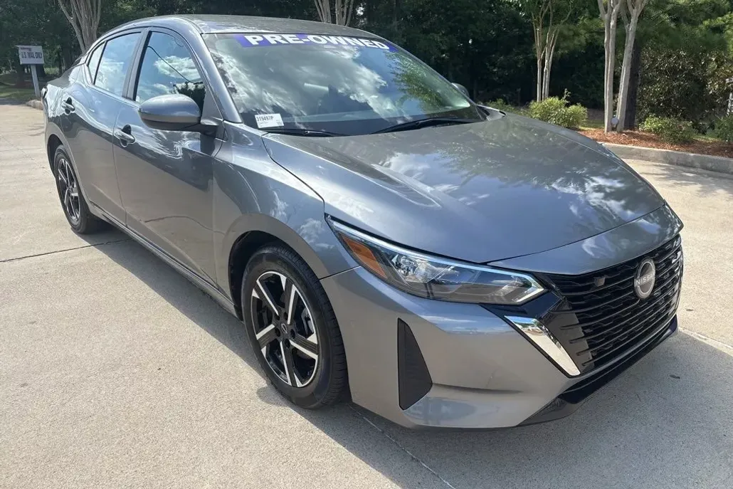 2024 Nissan Sentra SV photo 1