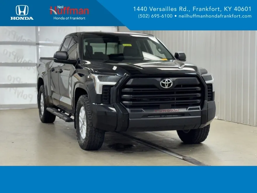 2023 Toyota Tundra SR photo 1