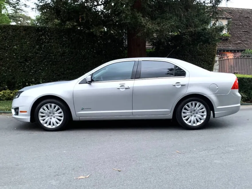 2011 Ford Fusion Hybrid photo 1
