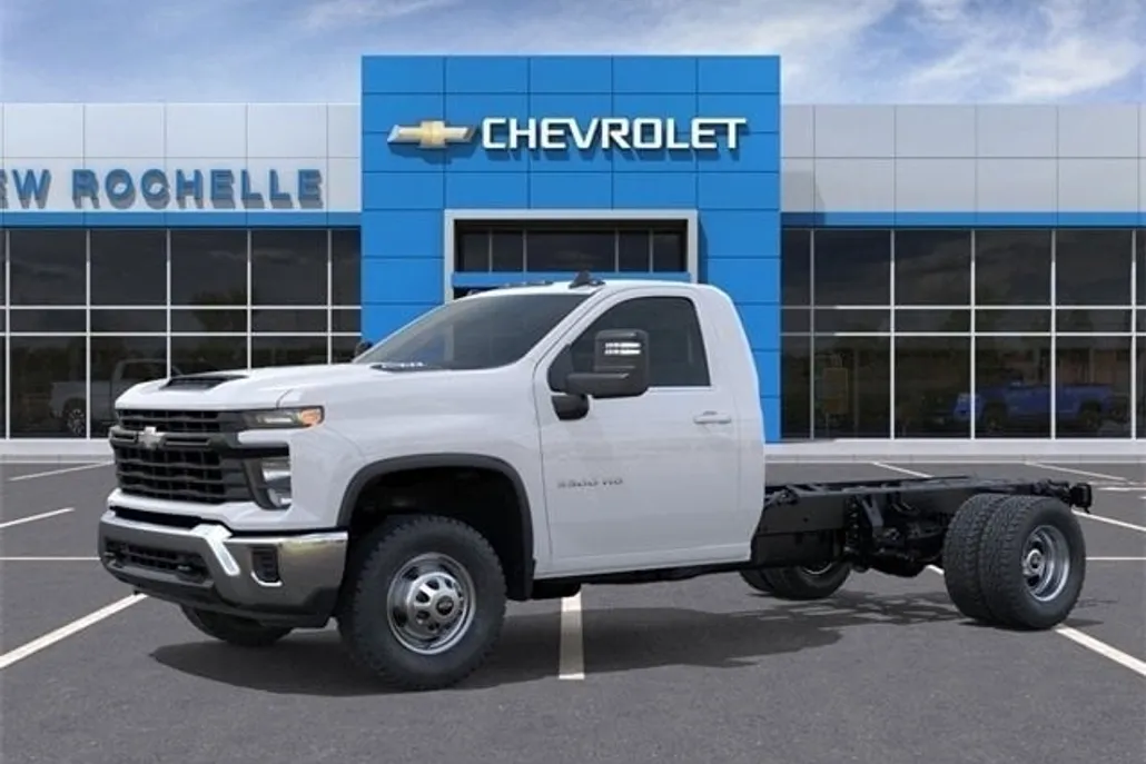 2025 Chevrolet Silverado 3500HD Work Truck photo 1