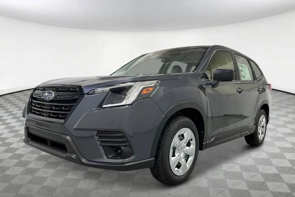 2024 Subaru Forester Base photo 1