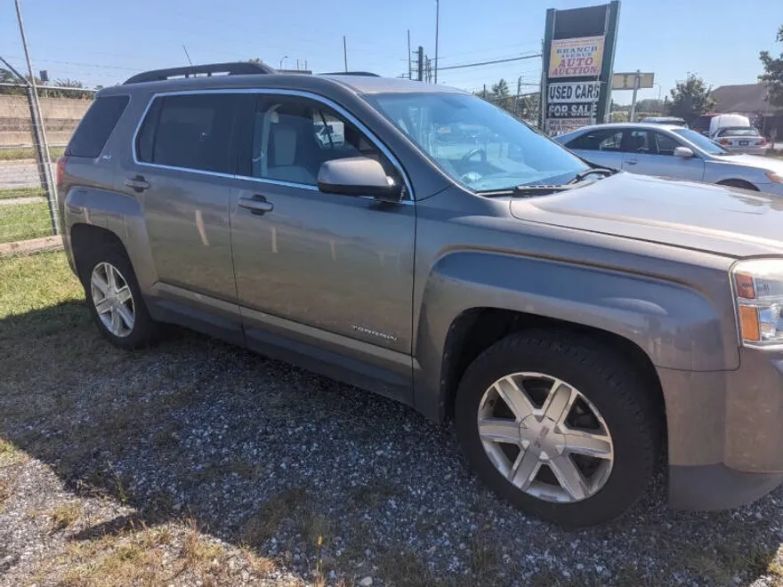 2011 Gmc Terrain SLT photo 1