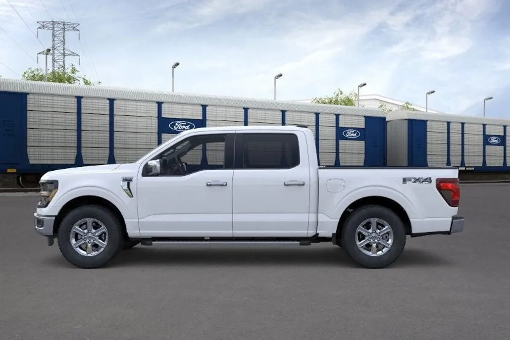 2025 Ford F-150 XLT photo 1
