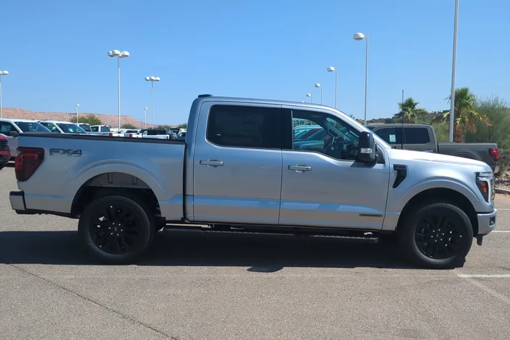2025 Ford F-150 Lariat photo 1