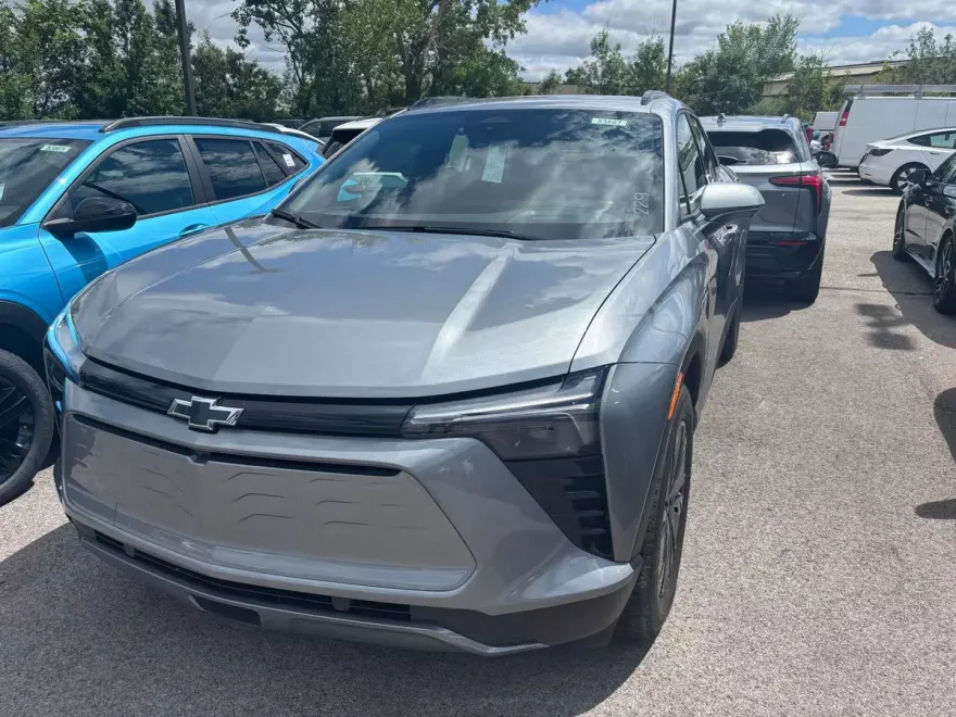 2025 Chevrolet Blazer EV photo 1