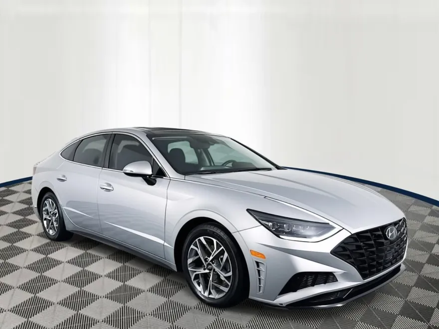 2023 Hyundai Sonata SEL photo 1