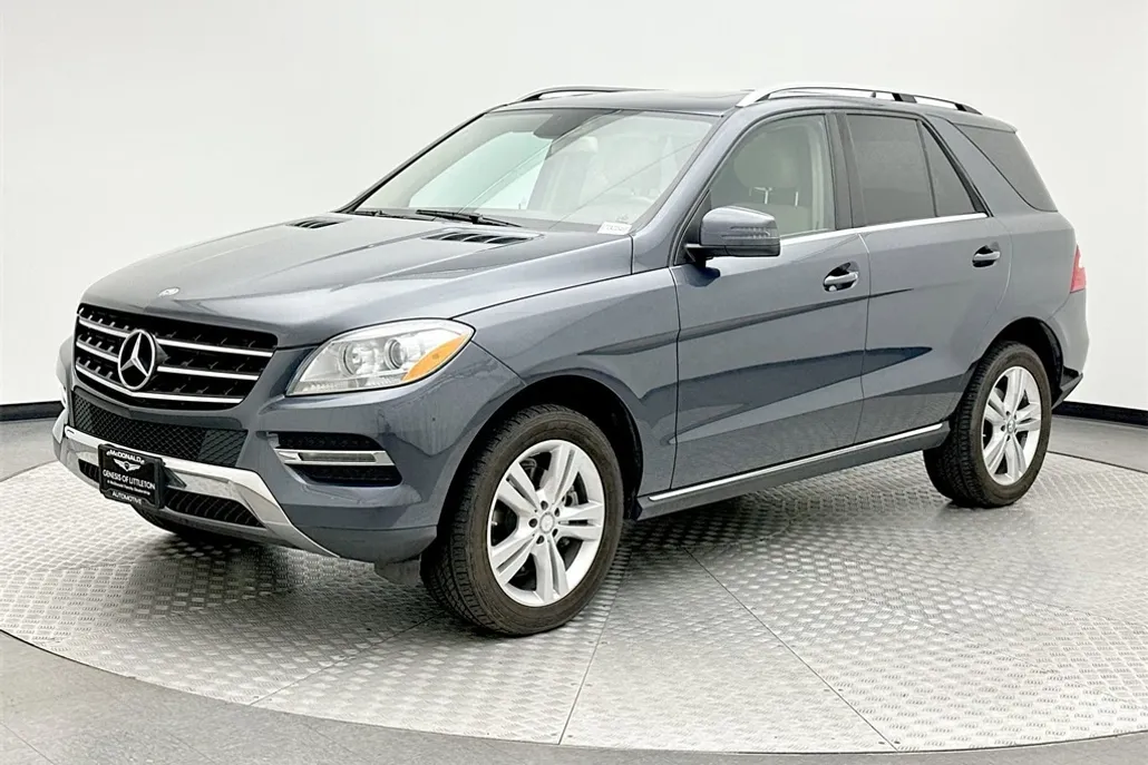 2013 Mercedes Benz ML 350 4MATIC photo 1