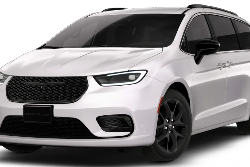 2026 Chrysler Pacifica photo 1