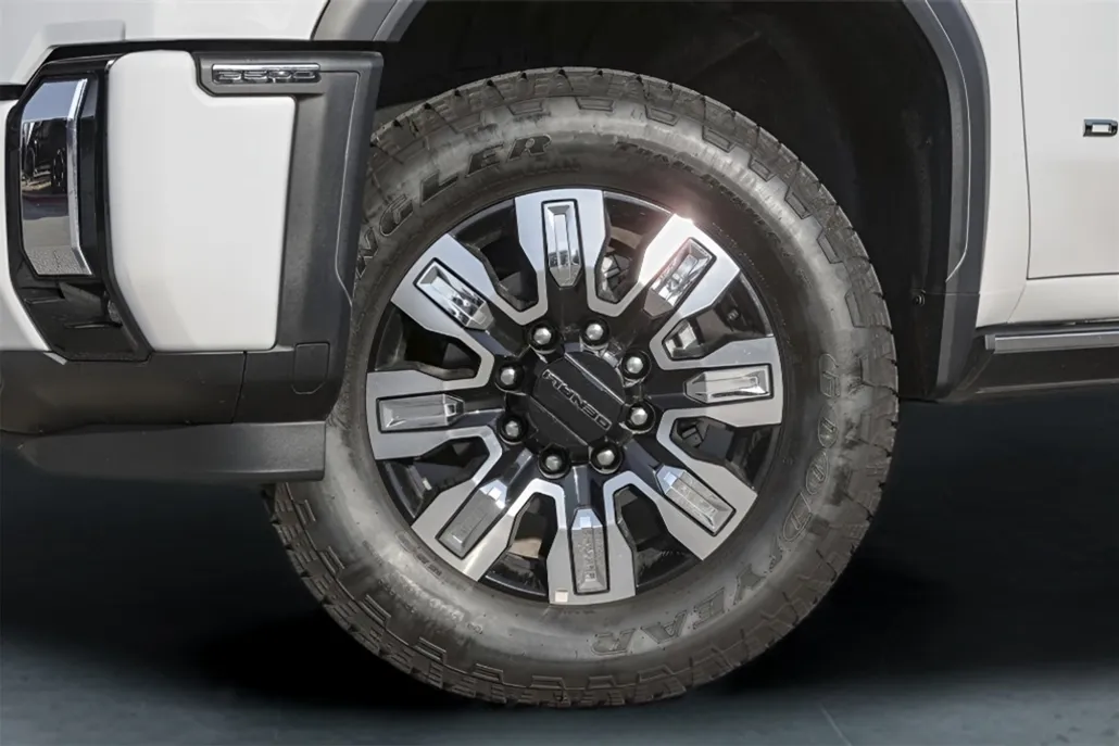 2025 Gmc Sierra HD Denali photo 1
