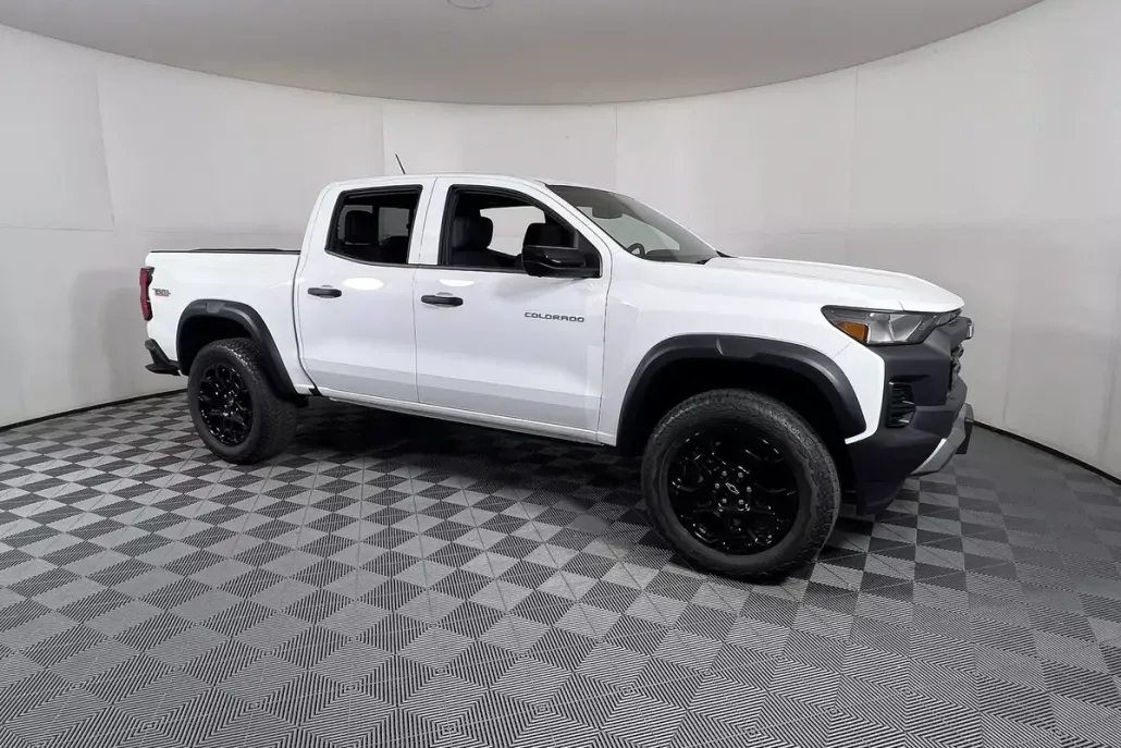 2026 Chevrolet Colorado Trail Boss photo 1
