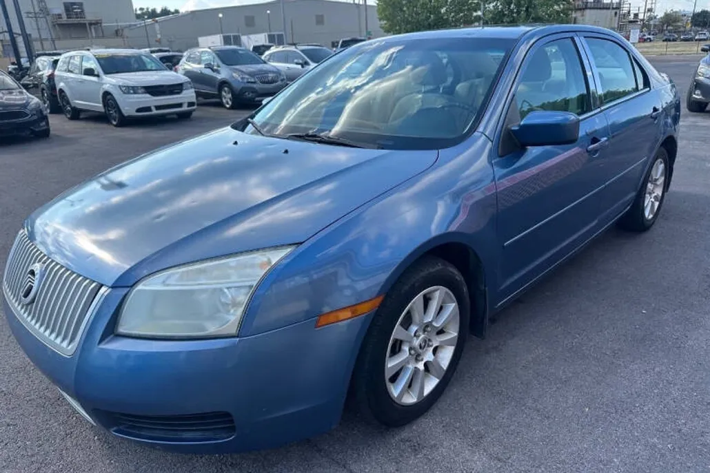 2009 Mercury Milan photo 1