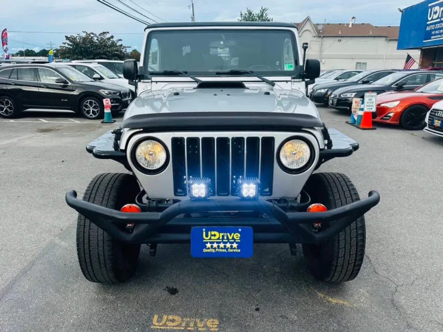 2003 Jeep Wrangler Sport photo 1