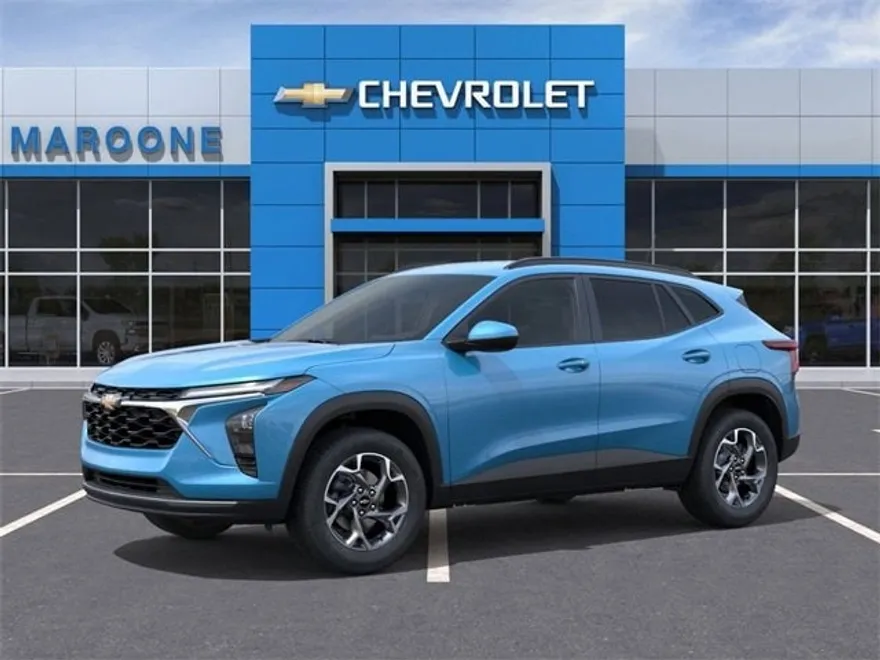 2026 Chevrolet Trax LT photo 1
