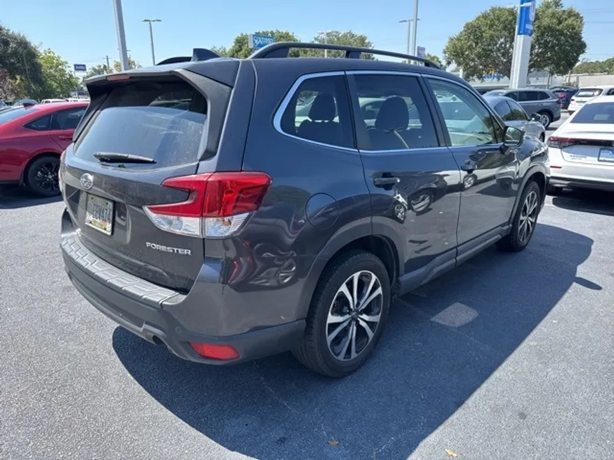 2019 Subaru Forester Limited photo 1
