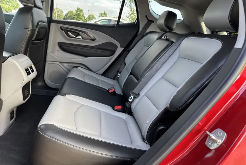 2022 Gmc Terrain SLE photo 1
