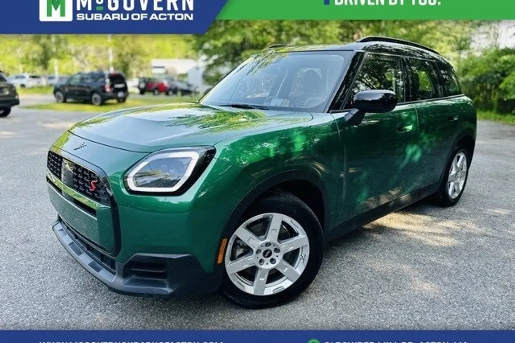 2025 Mini Cooper S ALL4 photo 1