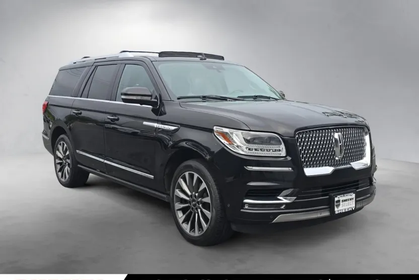 2021 Lincoln Navigator L Reserve photo 1