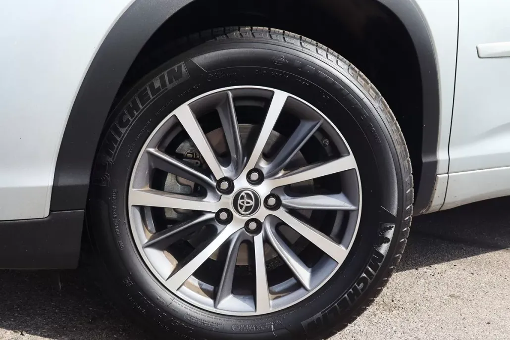 2018 Toyota Highlander XLE photo 1