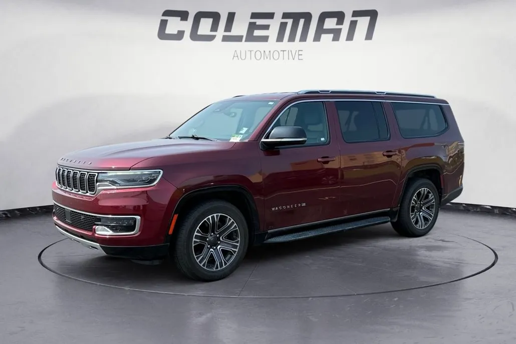 2023 Jeep Wagoneer L Series II photo 1