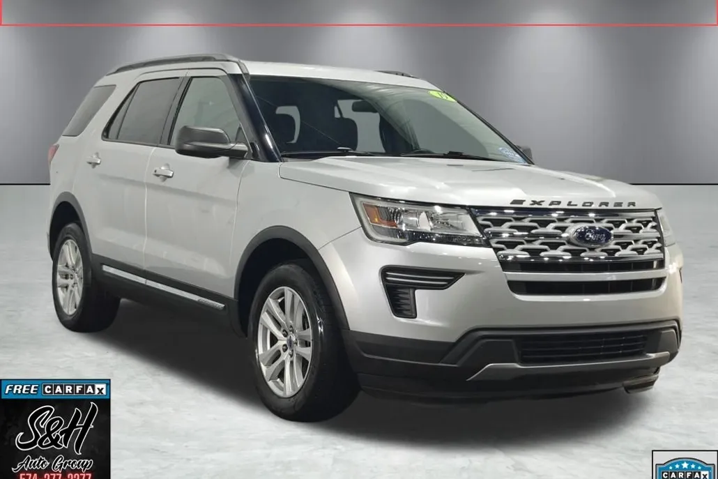 2019 Ford Explorer XLT photo 1