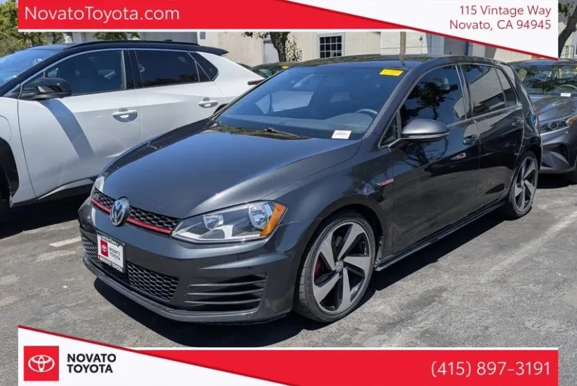 2017 Volkswagen Golf GTI S photo 1