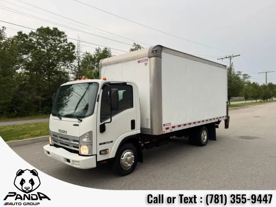 2015 Isuzu NPR photo 1