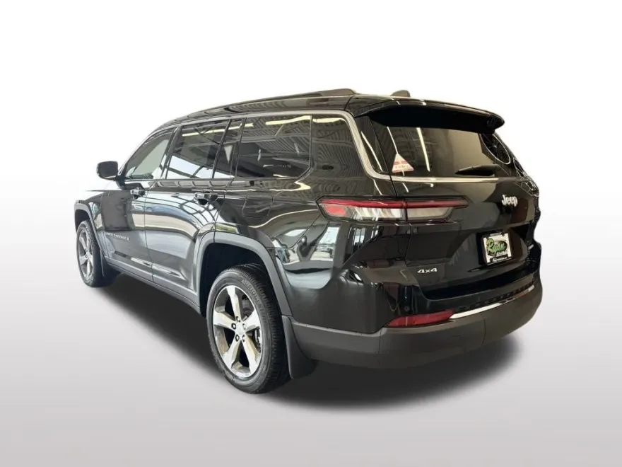 2025 Jeep Grand Cherokee Limited photo 1