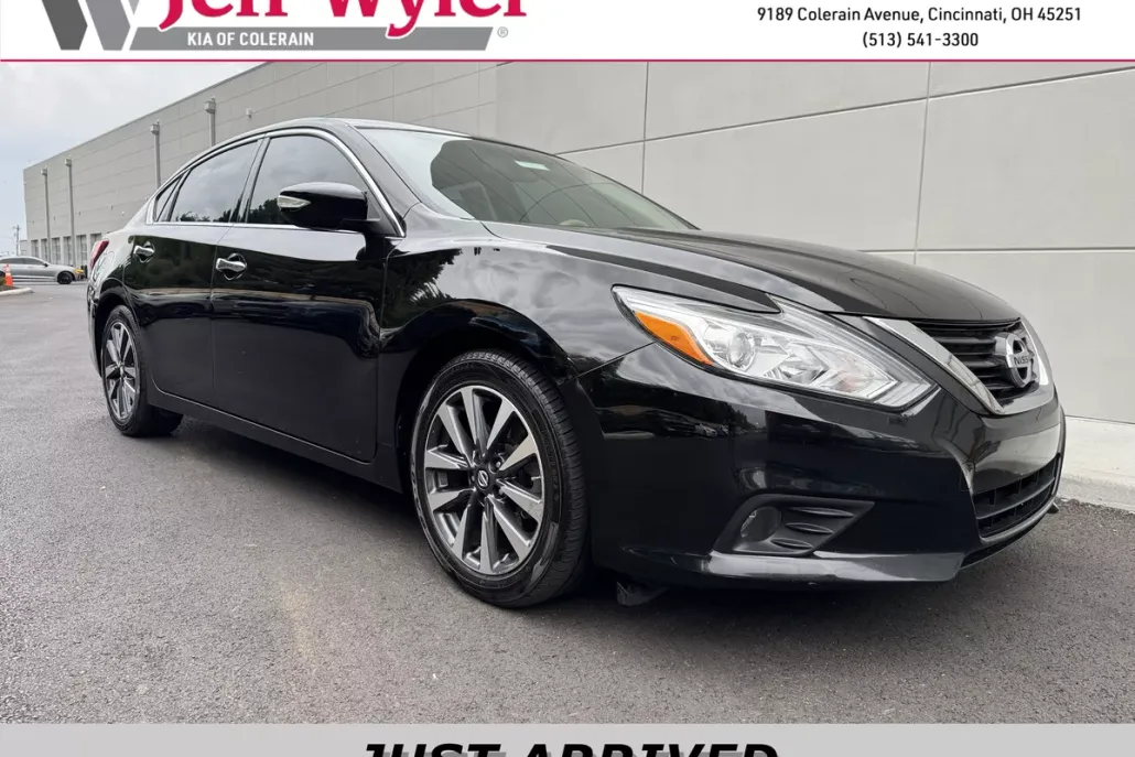 2017 Nissan Altima 2.5 SL photo 1