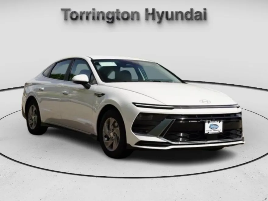 2025 Hyundai Sonata SE photo 1