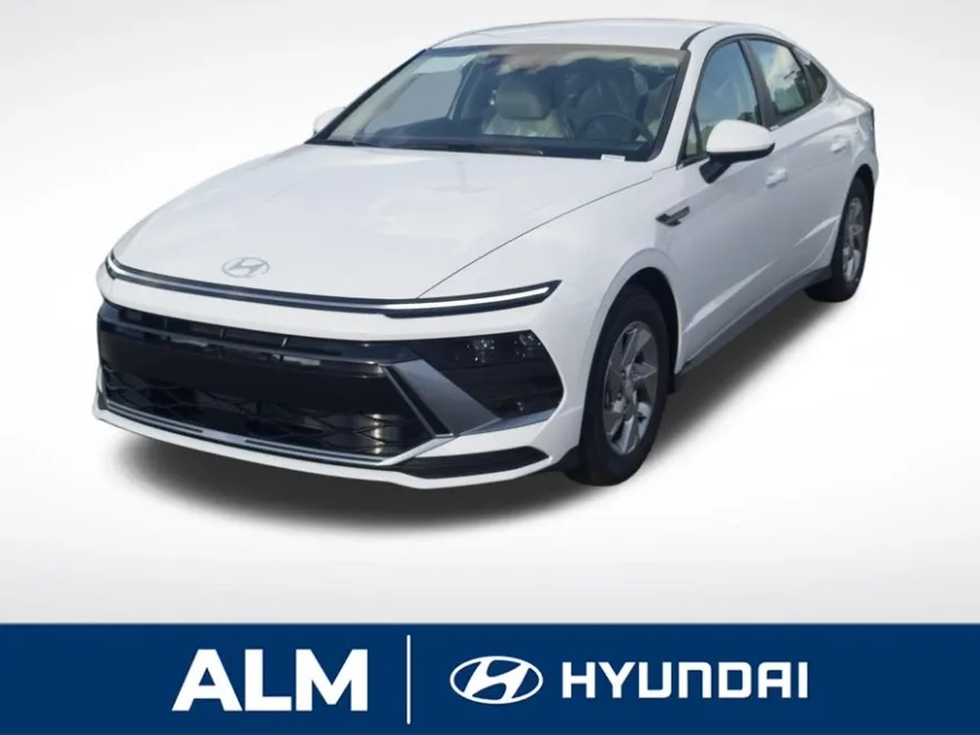 2025 Hyundai Sonata SE photo 1