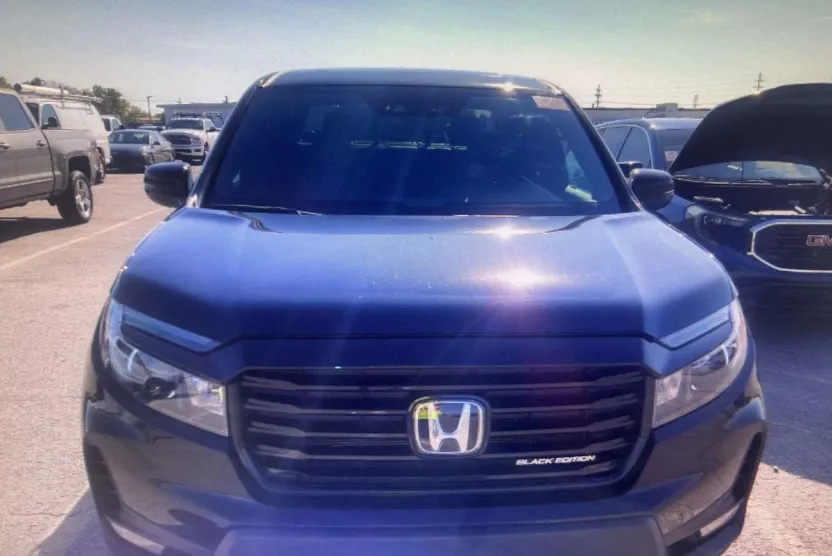 2023 Honda Ridgeline Black Edition photo 1