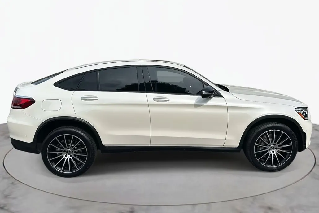 2023 Mercedes Benz GLC 300 Coupe photo 1