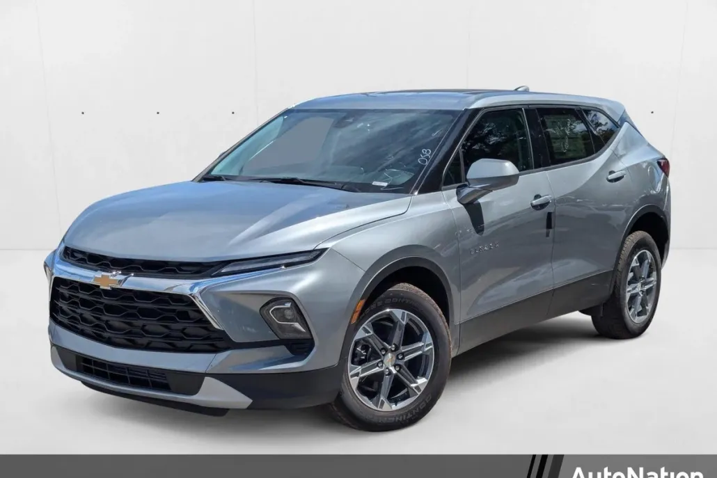 2025 Chevrolet Blazer 2LT photo 1