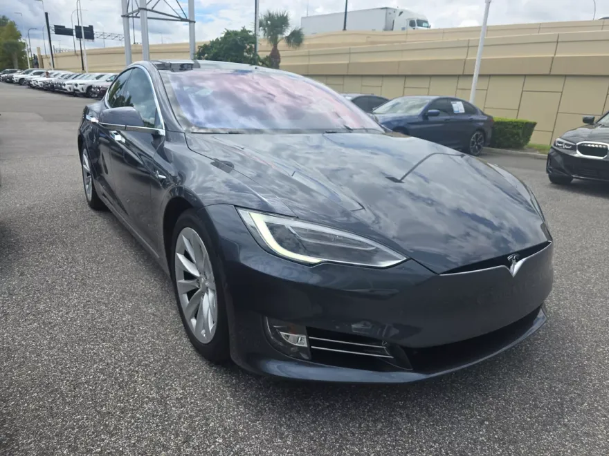 2017 Tesla Model S 75D AWD photo 1