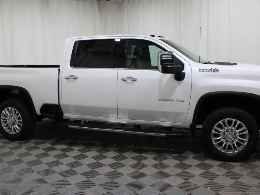 2020 Chevrolet Silverado 2500HD High Country photo 1