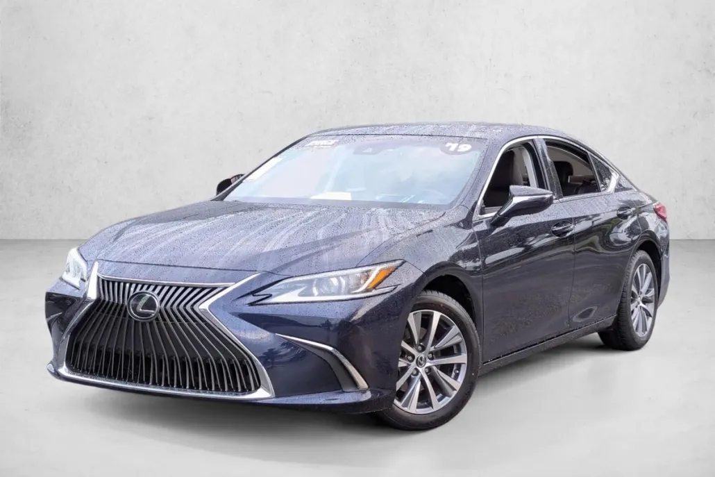 2019 Lexus ES Premium photo 1